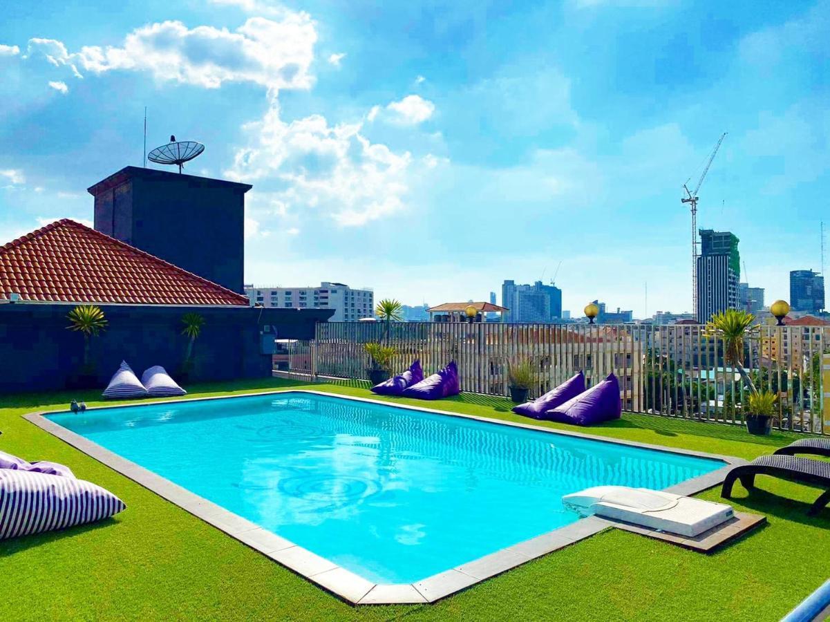 Embryo Hotel Pattaya Eksteriør billede