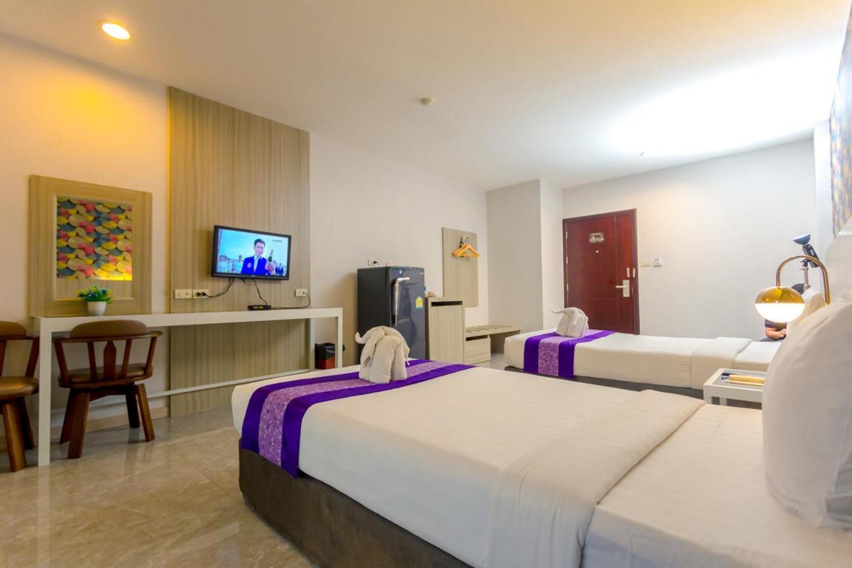 Embryo Hotel Pattaya Eksteriør billede