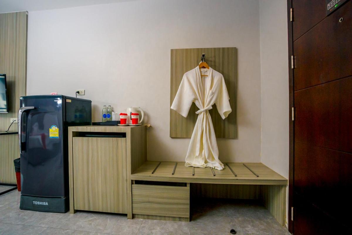 Embryo Hotel Pattaya Eksteriør billede